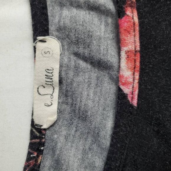 e.Luna Black Floral Cold Shoulder Tunic Top Women’s Small - Picture 6 of 8